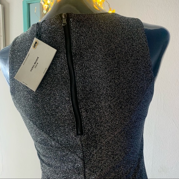 VERO MODA Shimmery Black Dress in Size-XS - Picture 5 of 13